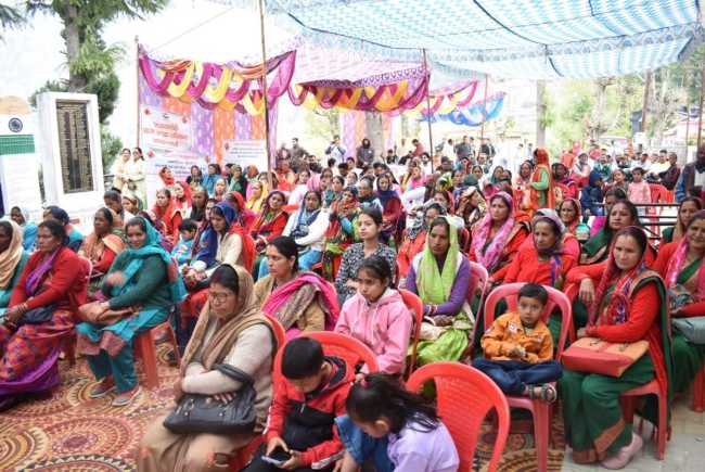 चमोली: सेवा, सुशासन और विश्वास कार्यक्रम के तहत पोखरी में आयोजित हुआ जन सेवा शिविर