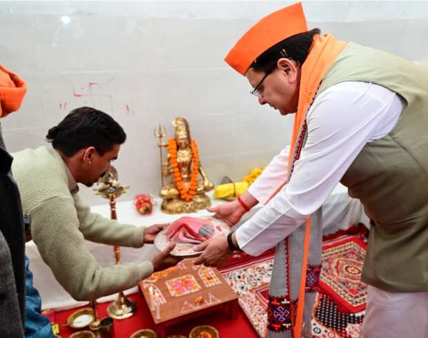 बाबा बौखनाग मंदिर में हुई प्राण प्रतिष्ठा, रेस्क्यू अभियान की सफलता के लिए मुख्यमंत्री ने बाबा बौखनाग से मन्नत मांगते हुए मंदिर निर्माण का संकल्प लिया था